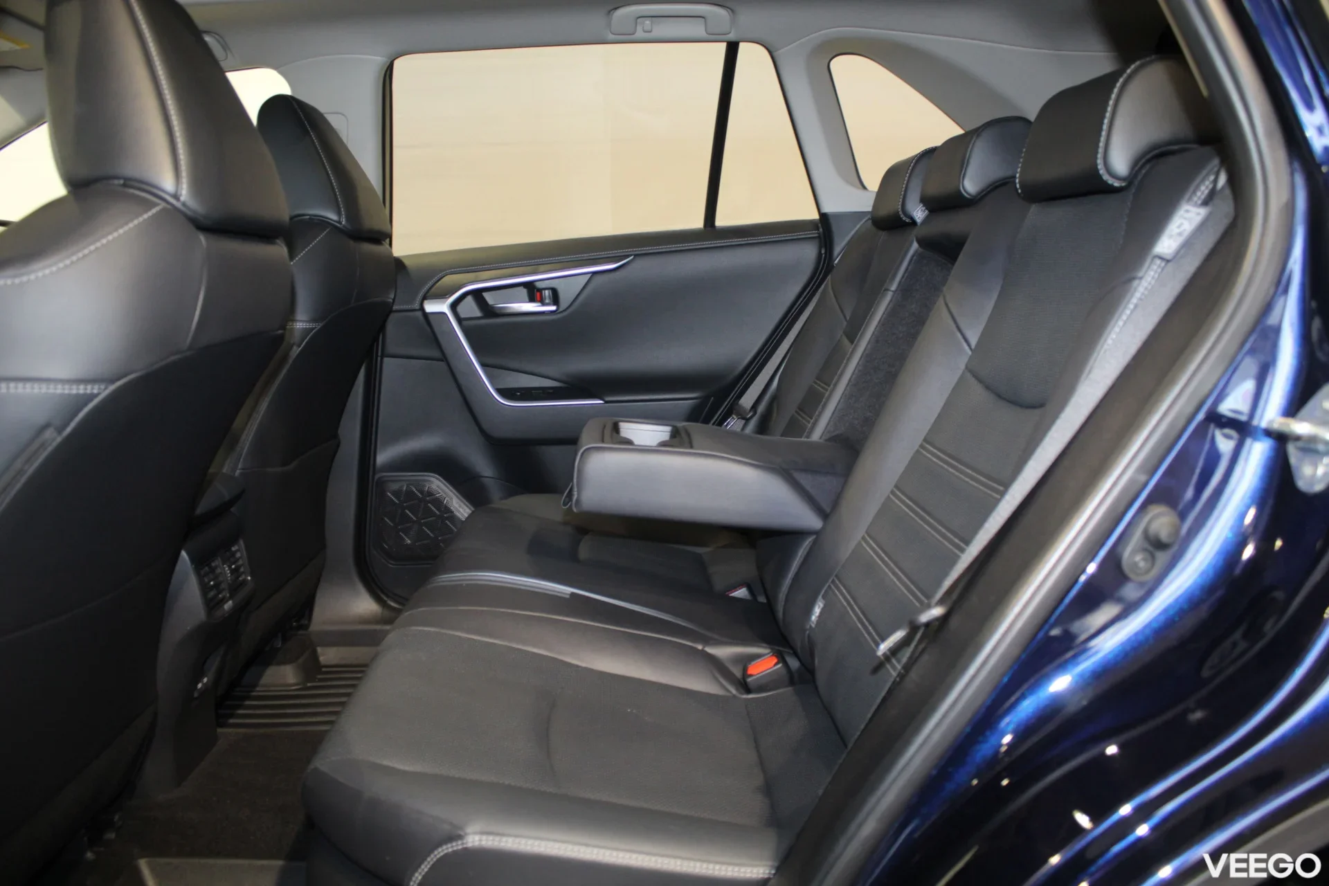 Toyota RAV4 Premium Plus AWD 2.5 131kW