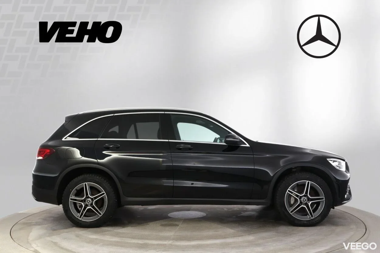 Mercedes-Benz GLC300 e 4MATIC AMG 2 155kW