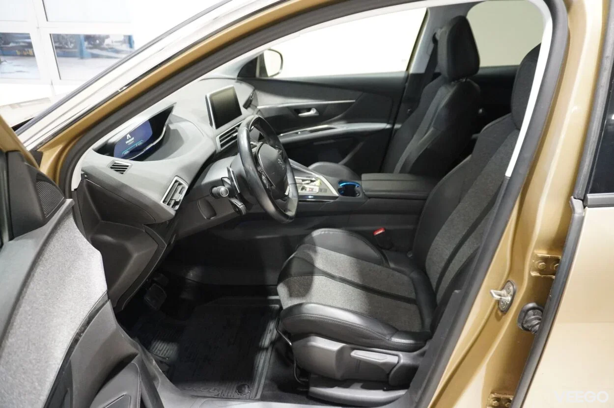 Peugeot 3008 1.6 121kW