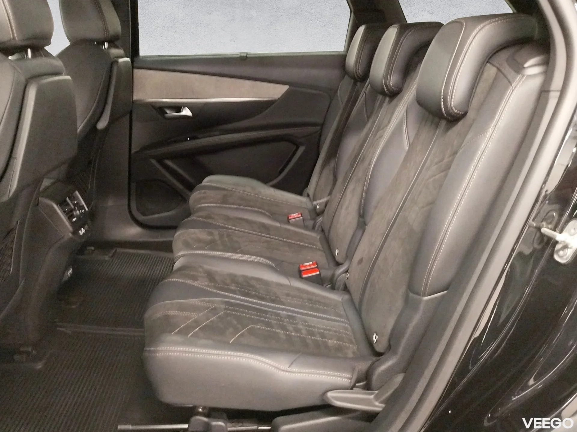 Peugeot 5008 GT BlueHDi 130AT8 96kW