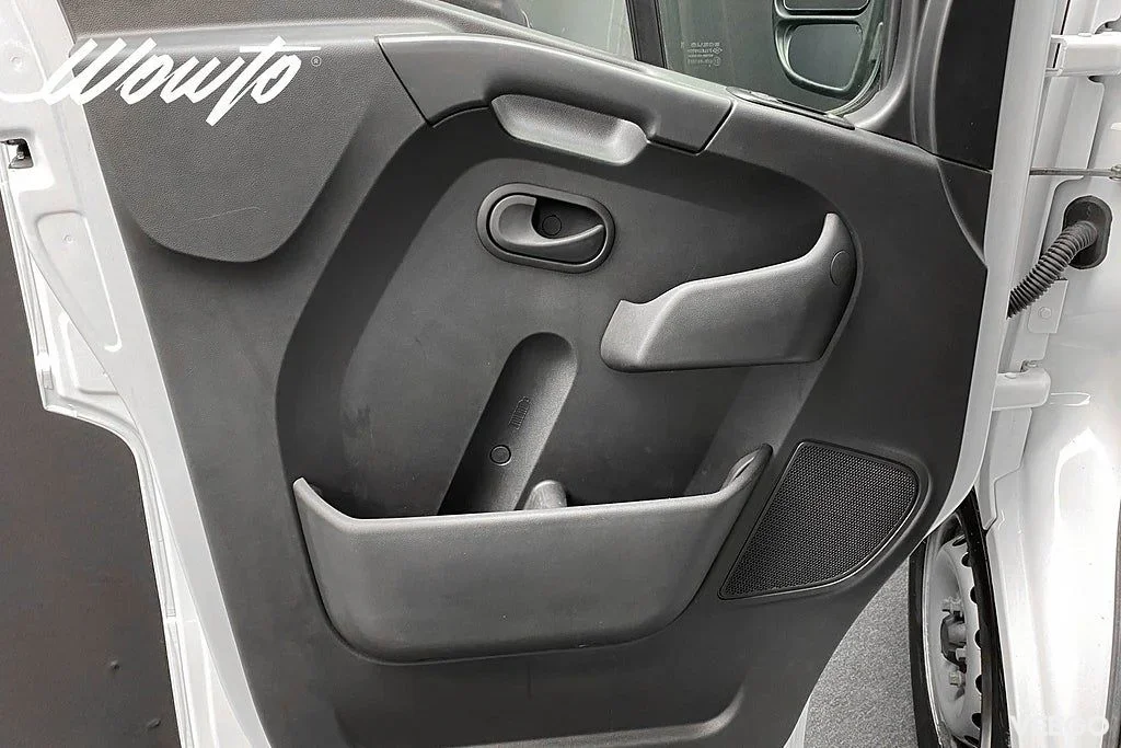 Nissan Interstar Van dCi 150 L3H2 M T 3.5t 3-Sits /Drag/Moms/4.95% 110kW