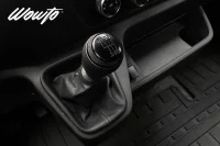 Nissan Interstar Van dCi 150 L3H2 M T 3.5t 3-Sits /Drag/Moms/4.95% 110kW thumbnail