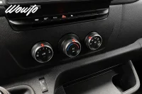 Nissan Interstar Van dCi 150 L3H2 M T 3.5t 3-Sits /Drag/Moms/4.95% 110kW thumbnail