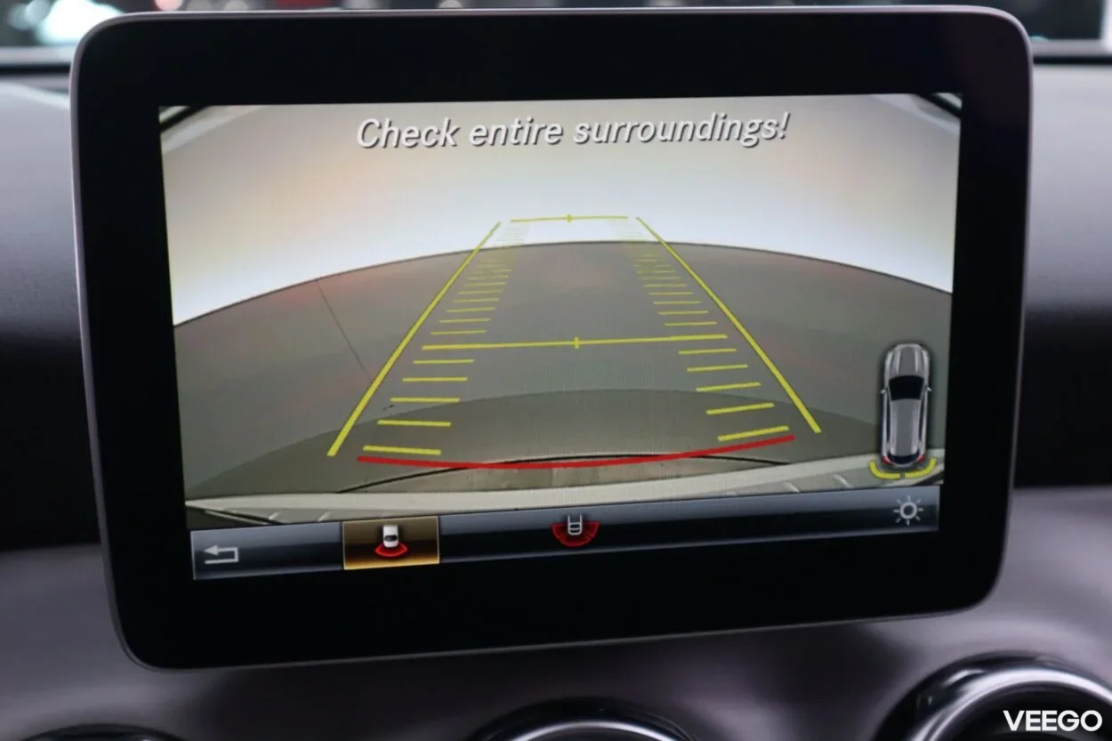 Mercedes-Benz GLA220 4Matic AMG 2 135kW