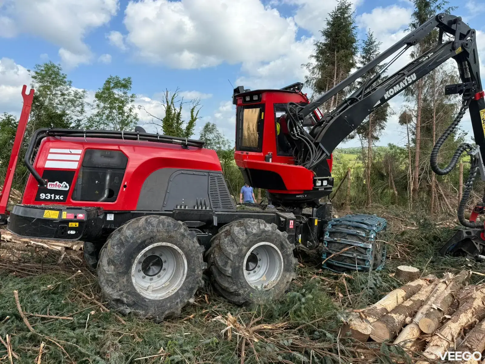 Komatsu 931