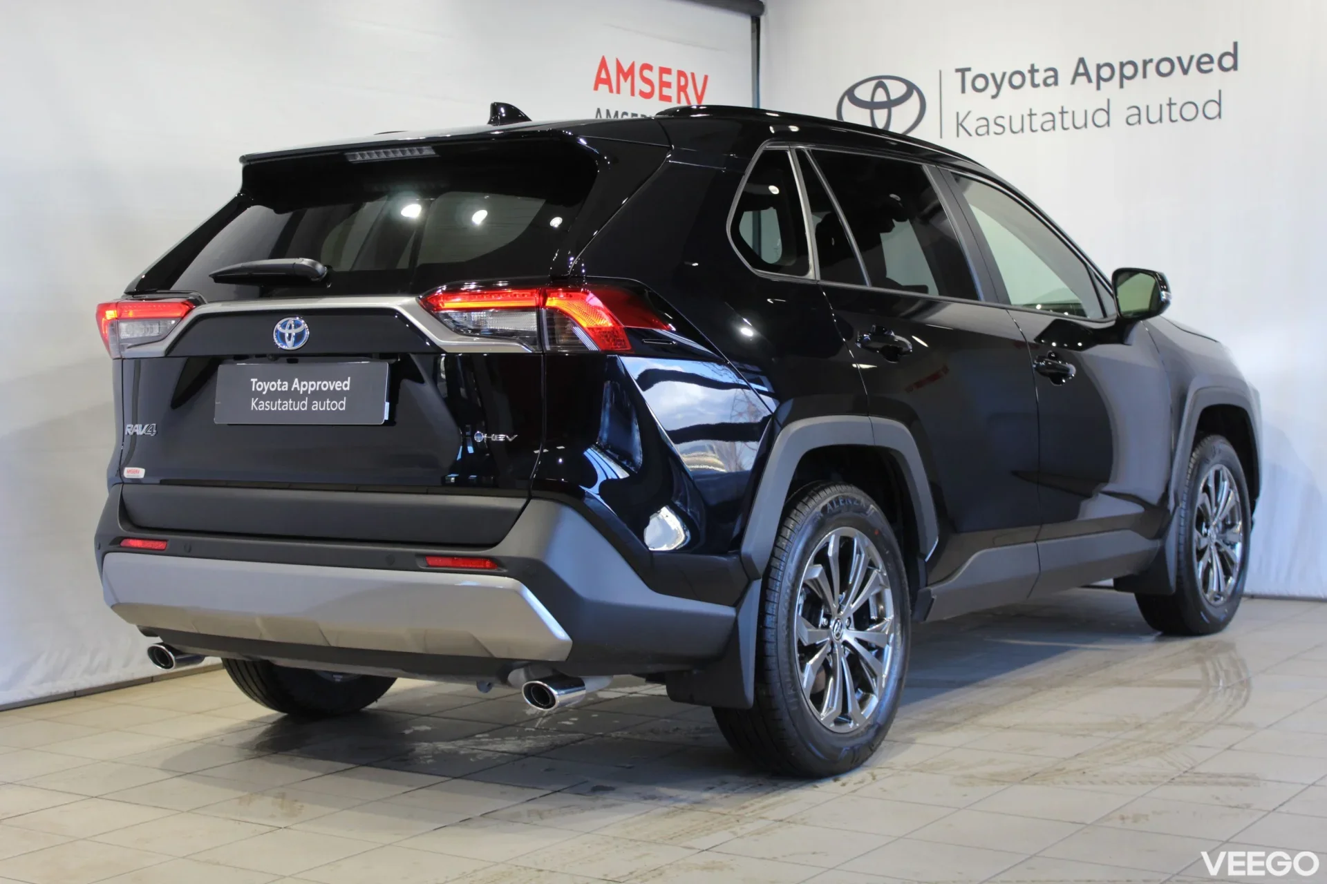 Toyota RAV4 Luxury Limited 2.5 131kW