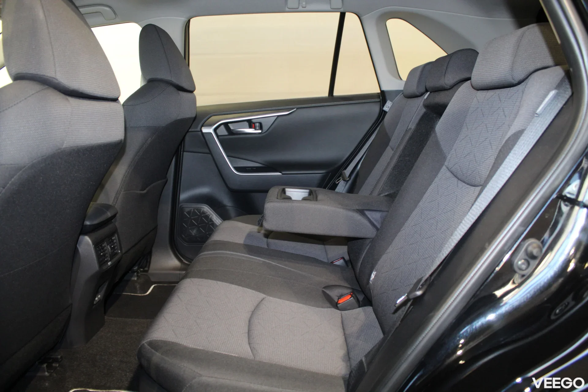 Toyota RAV4 Luxury Limited 2.5 131kW