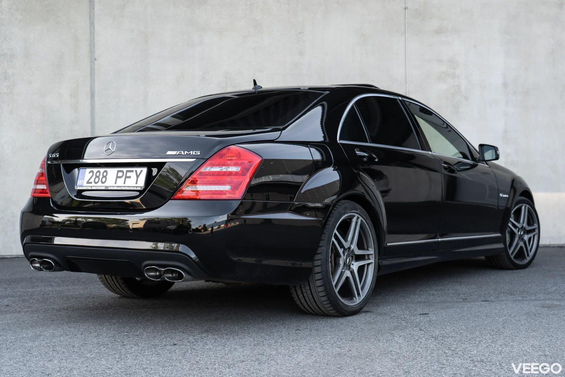 Mercedes-Benz S65 AMG 6.0 450kW