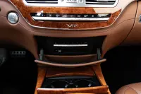 Mercedes-Benz S65 AMG 6.0 450kW thumbnail