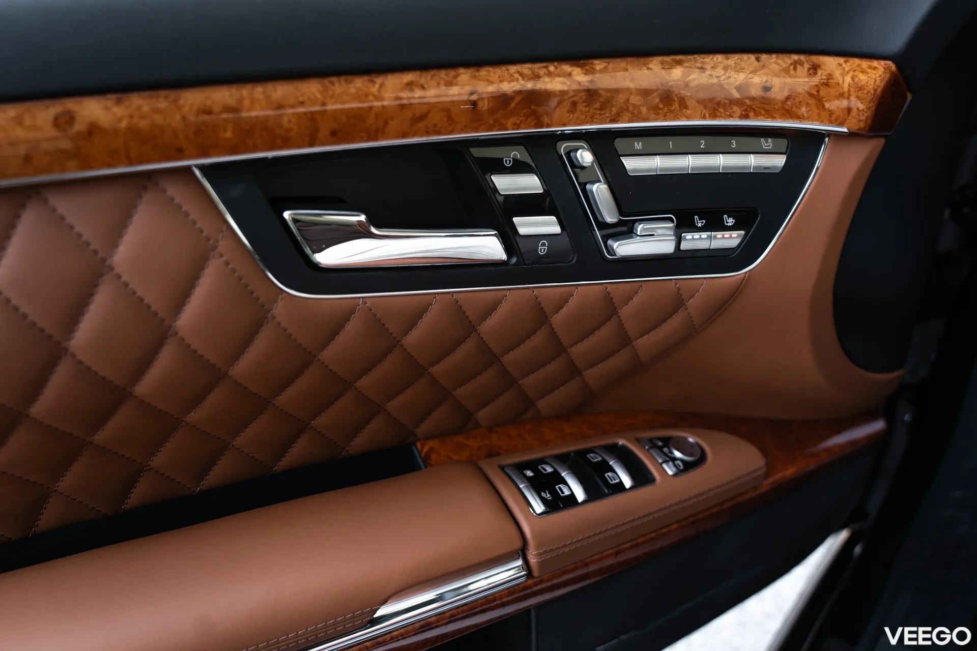 Mercedes-Benz S65 AMG 6.0 450kW