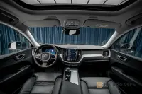 Volvo XC60 Recharge T6 AWD Plus Dark Panorama Drag 257kW thumbnail