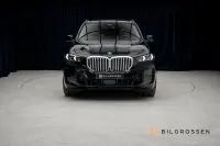 BMW X5 xDrive50e M Sport B&W Panorama HUD Luftfjädring 360kW thumbnail