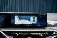 BMW X7 M60i xDrive M Sport Pro Executive SkyLounge B&W 390kW thumbnail