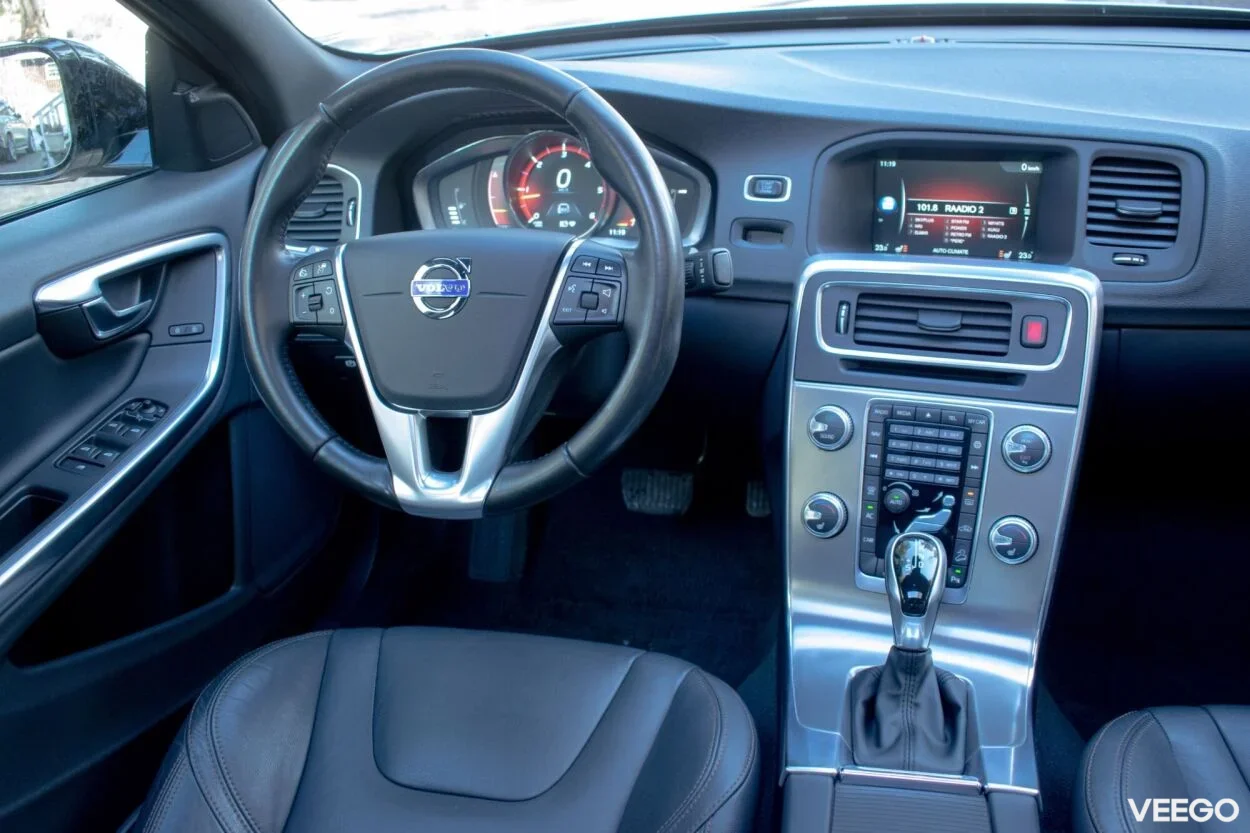 Volvo S60 Cross Country AWD Summum Intelli PRO Xenium Wntr 2.4 140kW