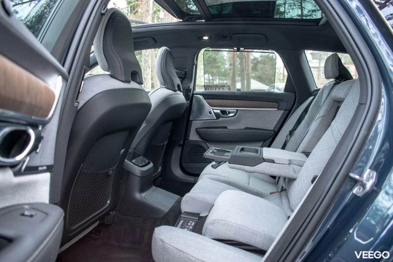 Volvo V90 MY22 T6 PHEV Inscription Intelli PRO Wntr 2 251kW