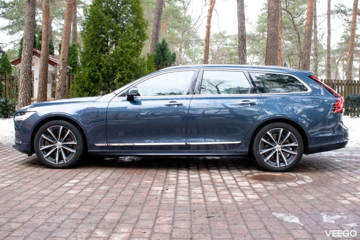 Volvo V90 MY22 T6 PHEV Inscription Intelli PRO Wntr 2 251kW