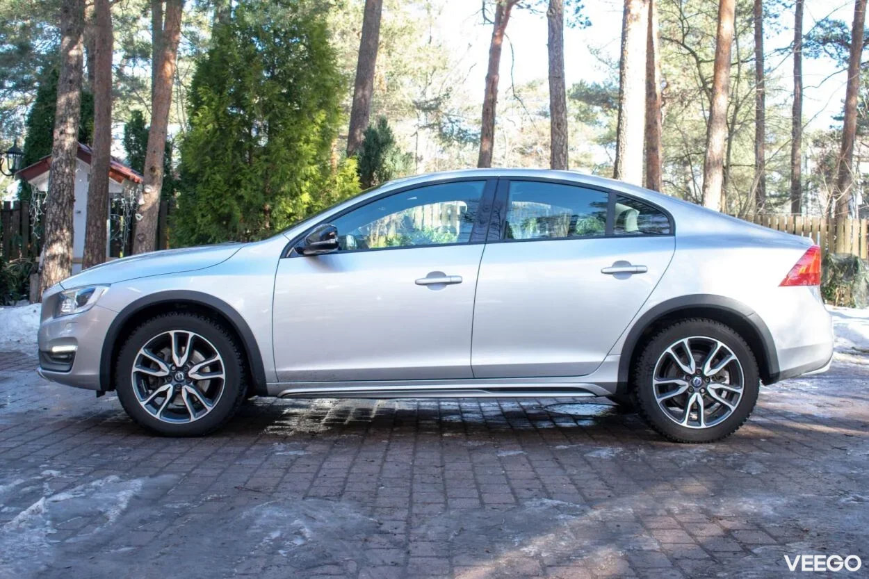 Volvo S60 Cross Country AWD Summum Intelli PRO Xenium Wntr 2.4 140kW