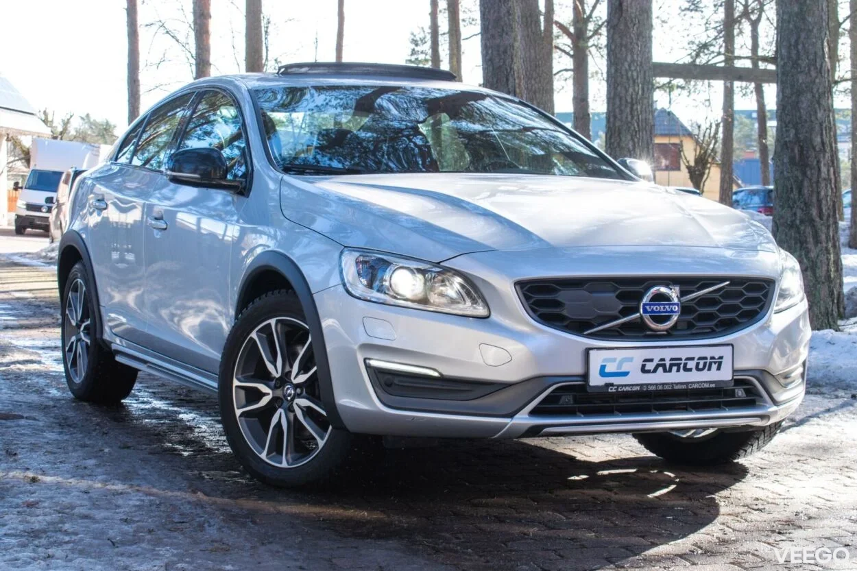 Volvo S60 Cross Country AWD Summum Intelli PRO Xenium Wntr 2.4 140kW