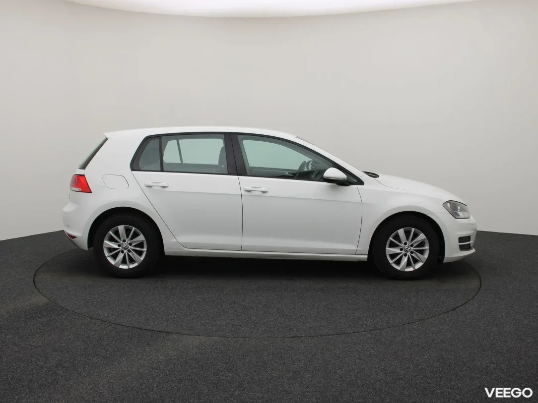 Volkswagen Golf 1.6 81kW