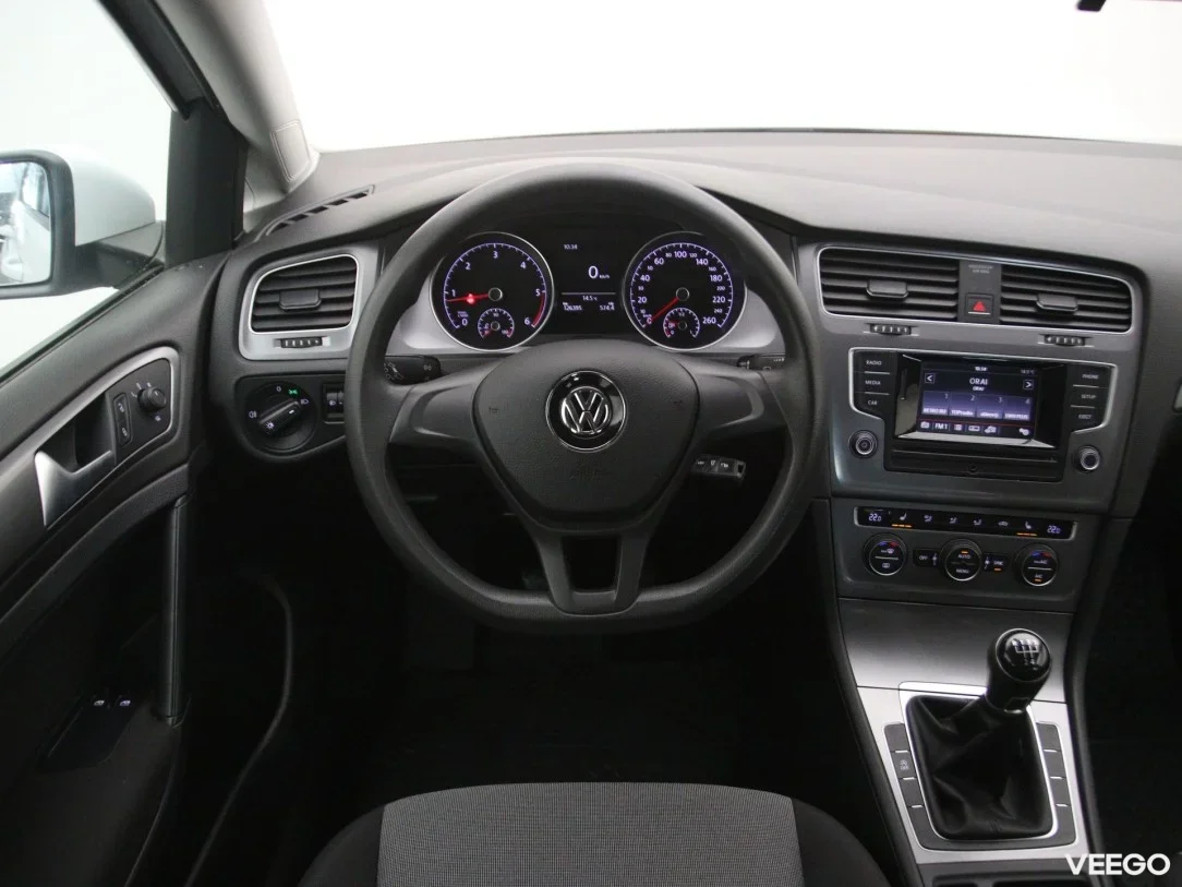 Volkswagen Golf 1.6 81kW