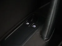 Volkswagen Golf 1.6 81kW thumbnail