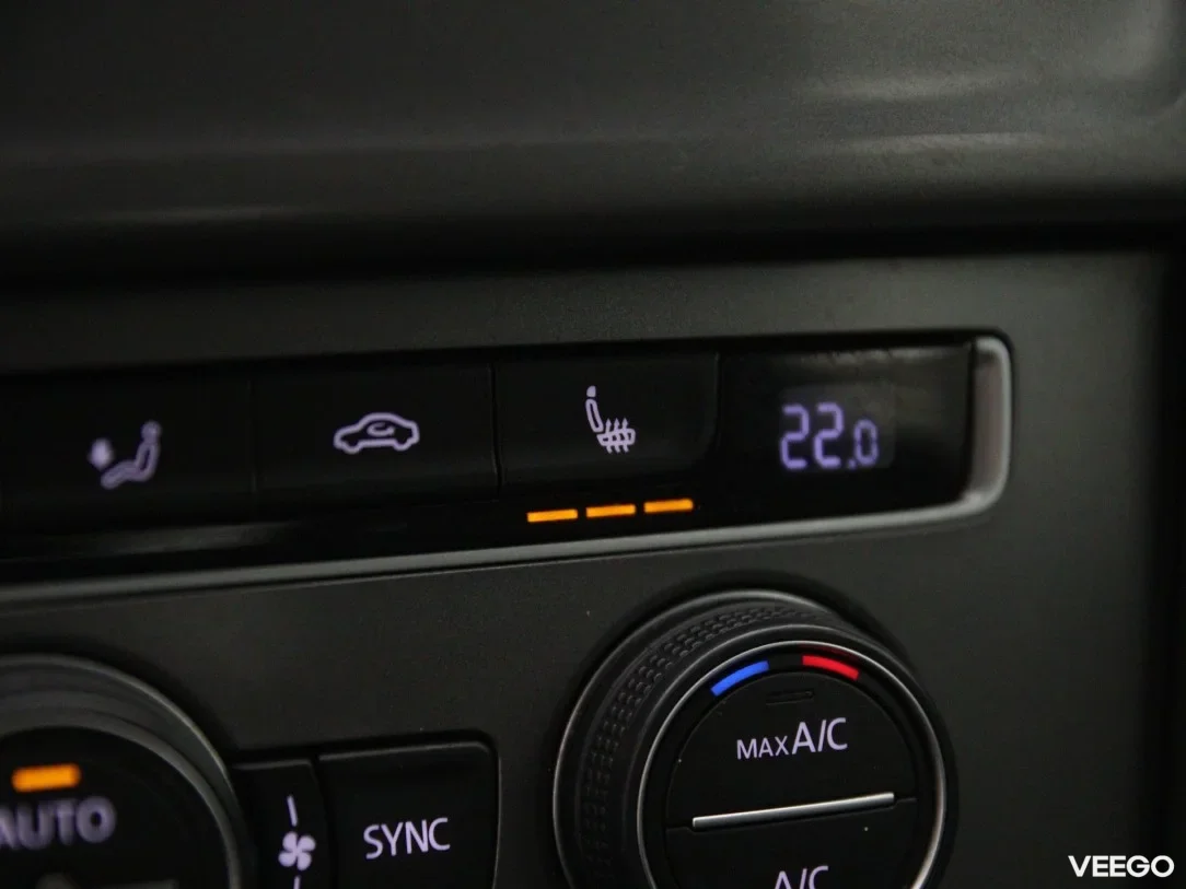 Volkswagen Golf 1.6 81kW