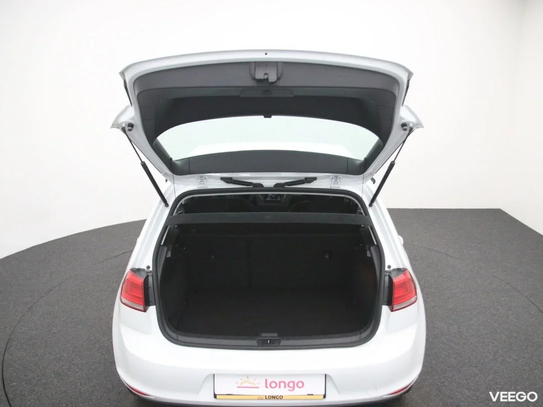 Volkswagen Golf 1.6 81kW