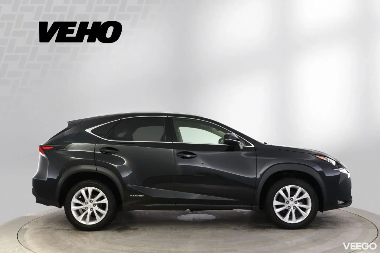 Lexus NX 300h AWD Business Line 2.5 114kW
