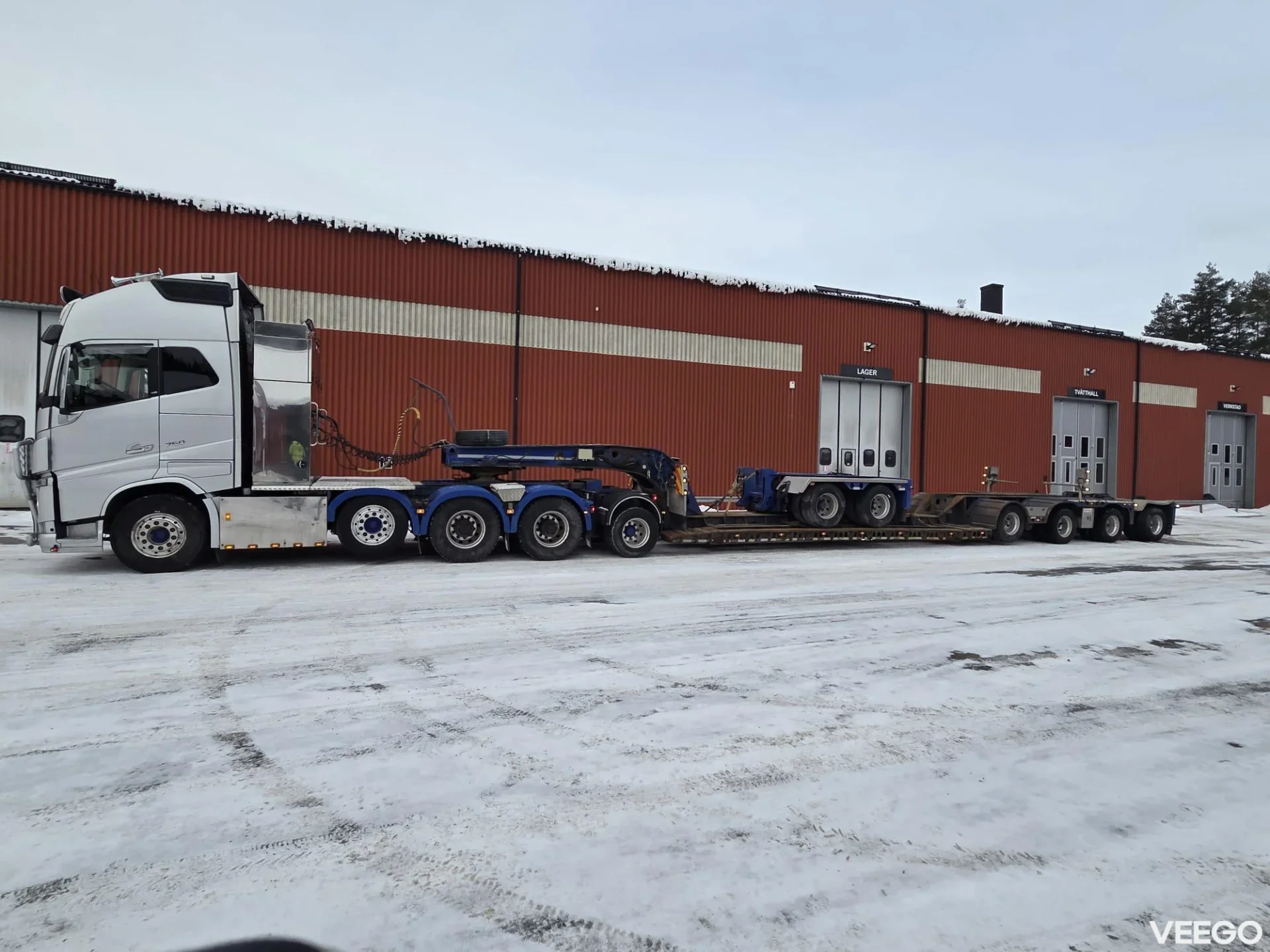 Volvo FH16 GCW 180 ton / DOLLY / RETARDER / GLOBE XL + VANG TRAILER 552kW