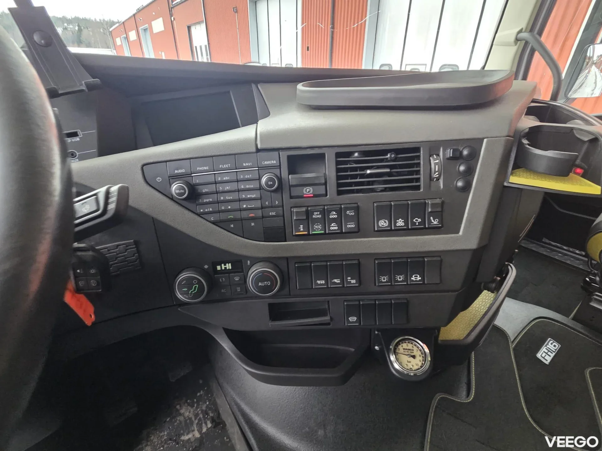 Volvo FH16 GCW 180 ton / DOLLY / RETARDER / GLOBE XL + VANG TRAILER 552kW