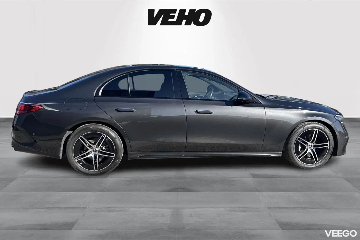 Mercedes-Benz E220 d AMG night pakett 2 145kW