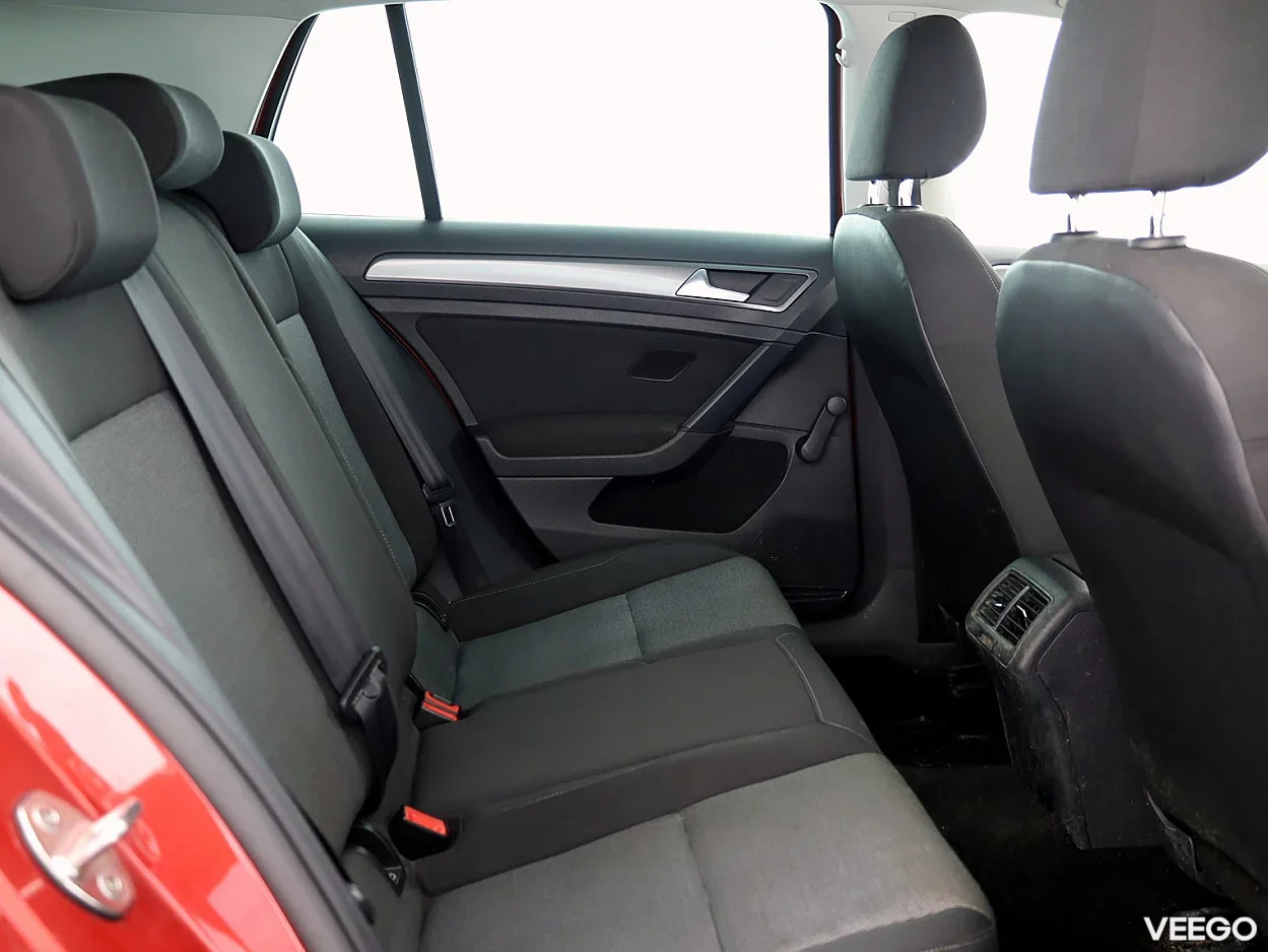 Volkswagen Golf 1.2 63kW