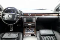Volkswagen Phaeton 3.0 166kW thumbnail