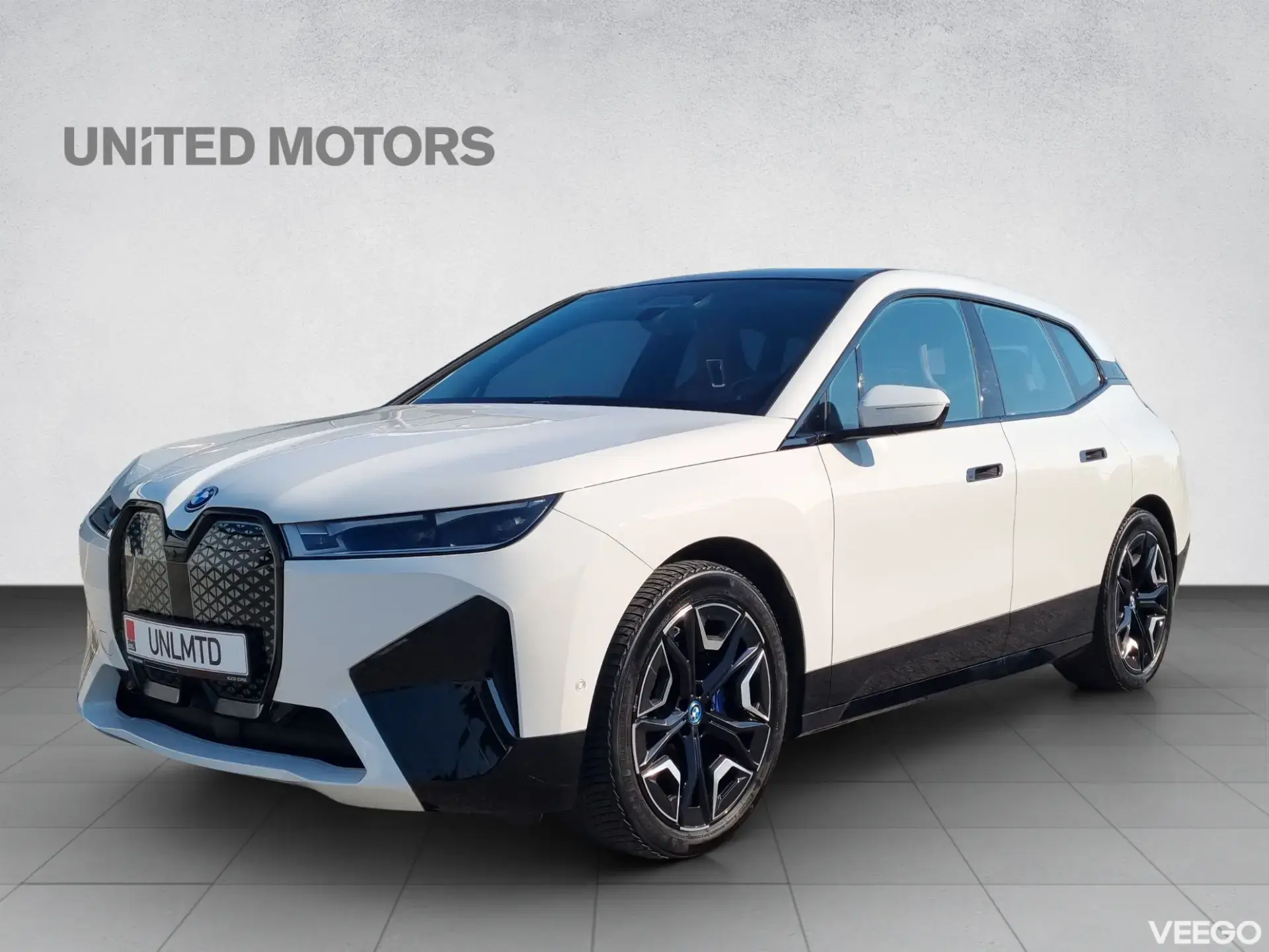 BMW iX Sportpakett 240kW