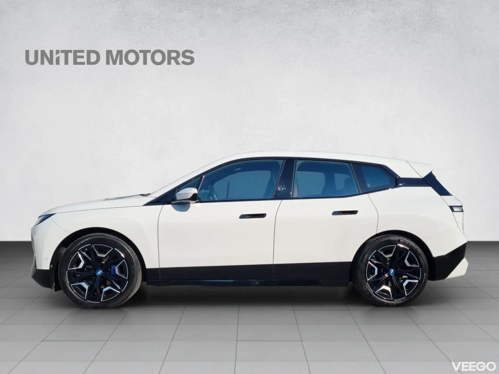 BMW iX Sportpakett 240kW
