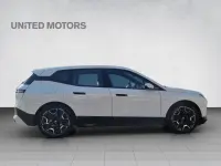 BMW iX Sportpakett 240kW thumbnail