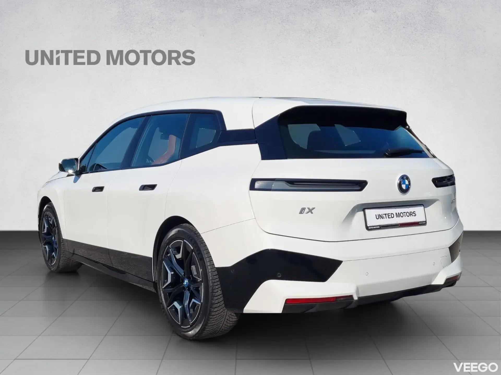 BMW iX Sportpakett 240kW