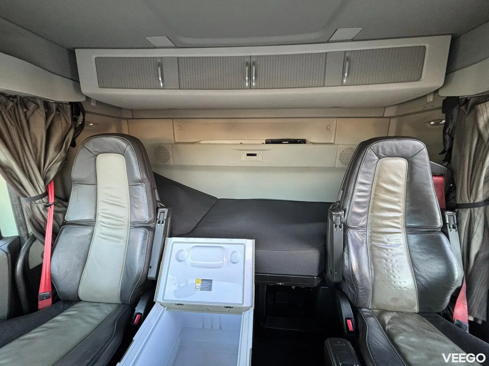 Volvo FH460 PK 22002 / PLATFORM L=6243 / TANDEM AXLE LIFT 345kW