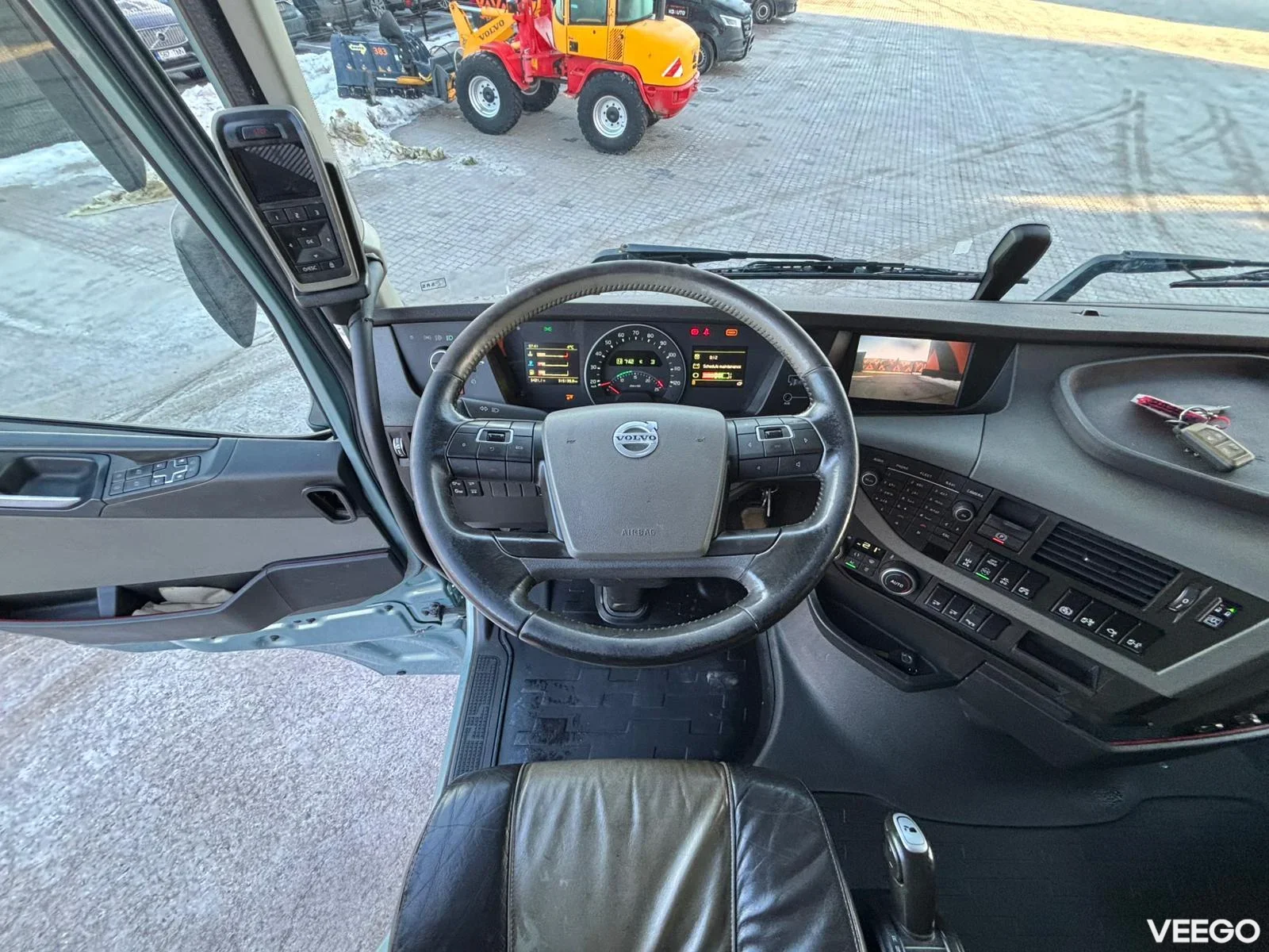 Volvo FH460 PK 22002 / PLATFORM L=6243 / TANDEM AXLE LIFT 345kW