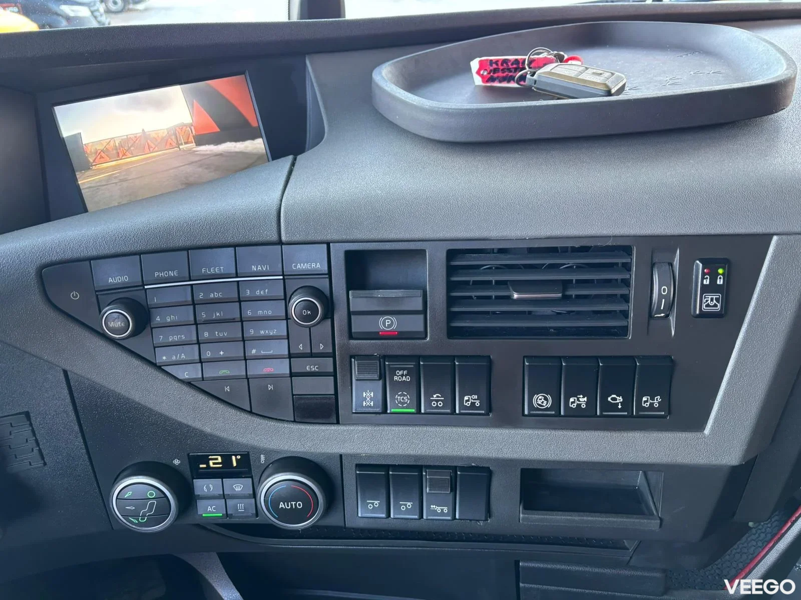 Volvo FH460 PK 22002 / PLATFORM L=6243 / TANDEM AXLE LIFT 345kW