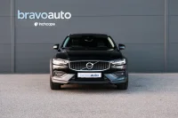 Volvo V60 Cross Country AWD Pro 2 140kW thumbnail