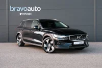 Volvo V60 Cross Country AWD Pro 2 140kW thumbnail