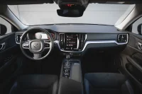 Volvo V60 Cross Country AWD Pro 2 140kW thumbnail