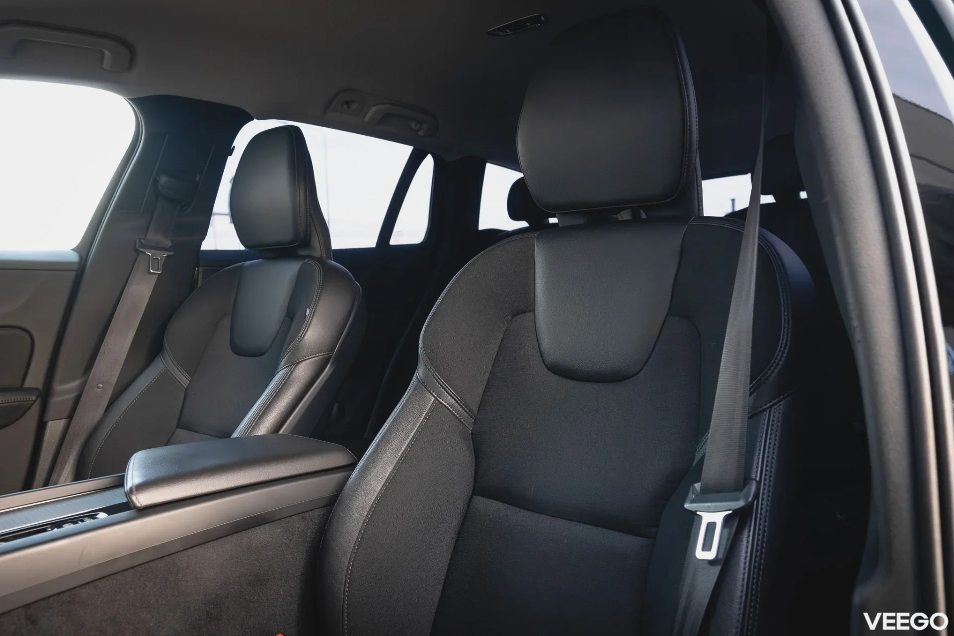 Volvo V60 Cross Country AWD Pro 2 140kW