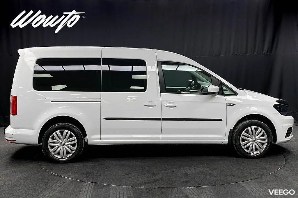 Volkswagen Caddy Maxi Life 1.4 TSI DSG 7-Sits /Värmare /Moms/4.95% 92kW