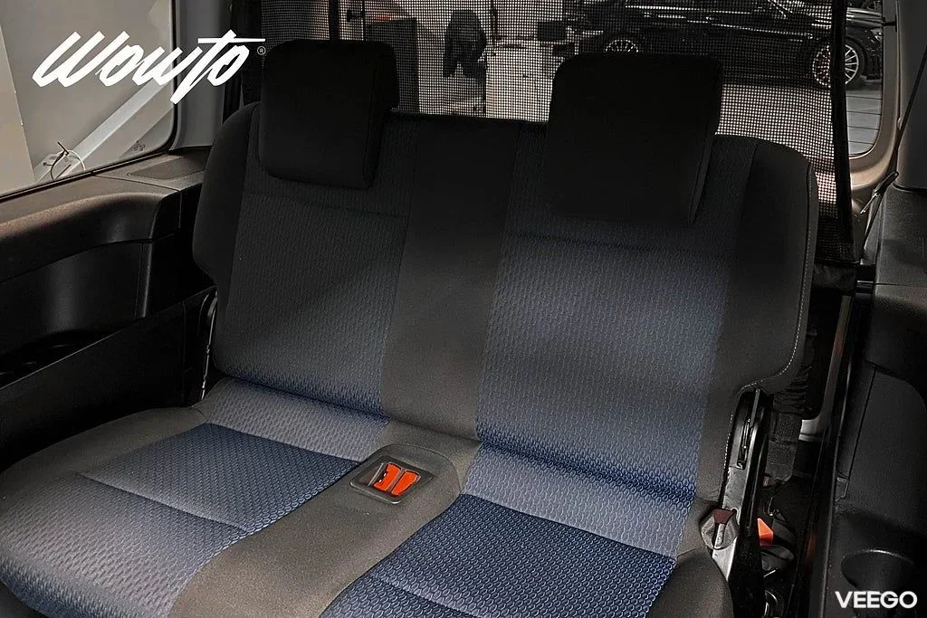 Volkswagen Caddy Maxi Life 1.4 TSI DSG 7-Sits /Värmare /Moms/4.95% 92kW