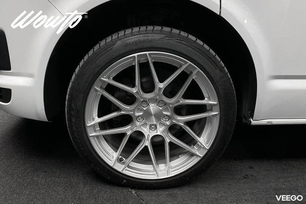 Volkswagen Transporter 2.0 TDI DSG 150HK L2 3-Sits /V-Inred /4.95% 110kW