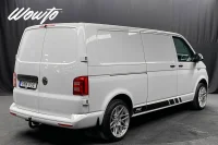 Volkswagen Transporter 2.0 TDI DSG 150HK L2 3-Sits /V-Inred /4.95% 110kW thumbnail