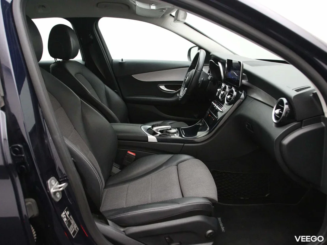 Mercedes-Benz c-200 1.6 118kW