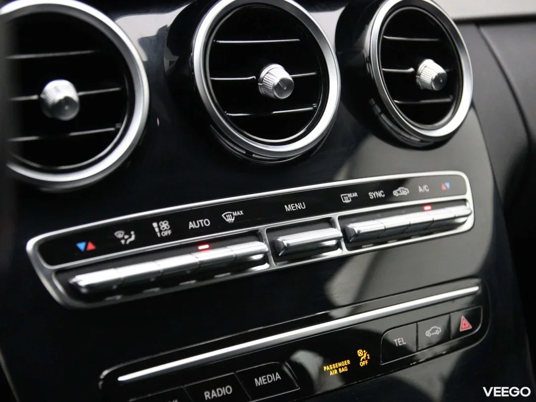 Mercedes-Benz c-200 1.6 118kW